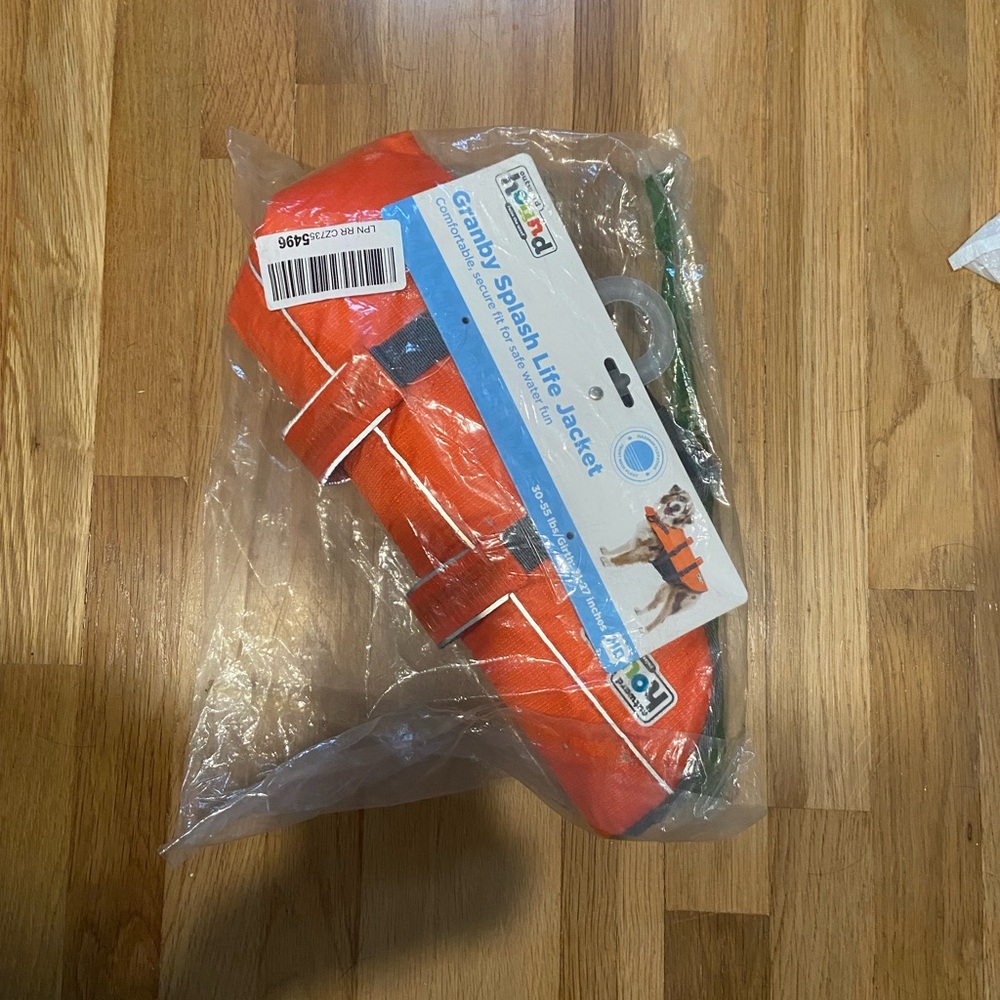 NWT Outward Hound Bright Orange Dog Life Vest with Reflective Trim